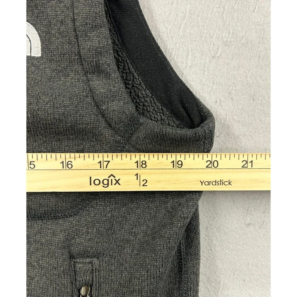 The North Face Men’s Fleece Full Zip Vest